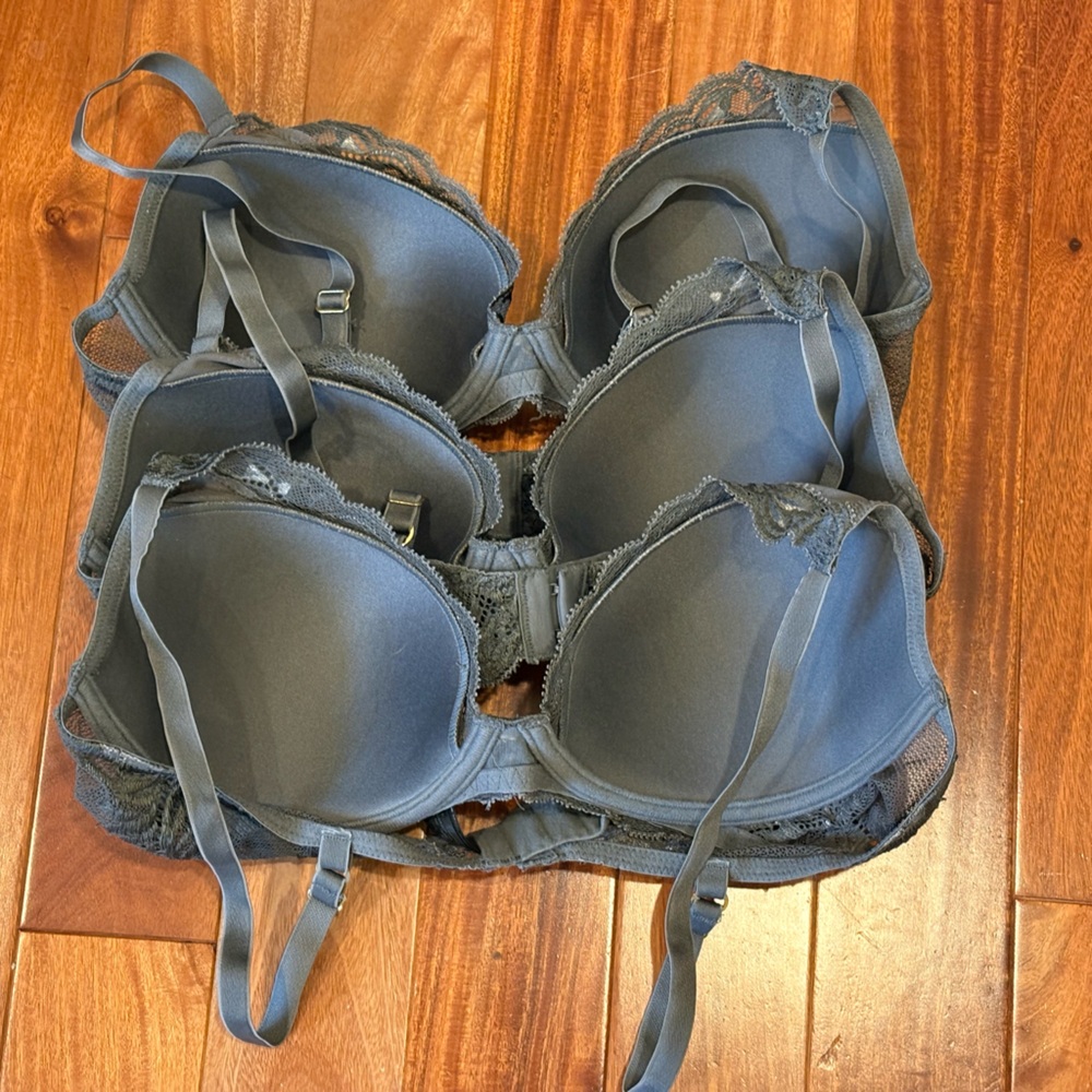 Natori Feathers bras, lot of 5 Gray and Cream - Picture 8 of 8